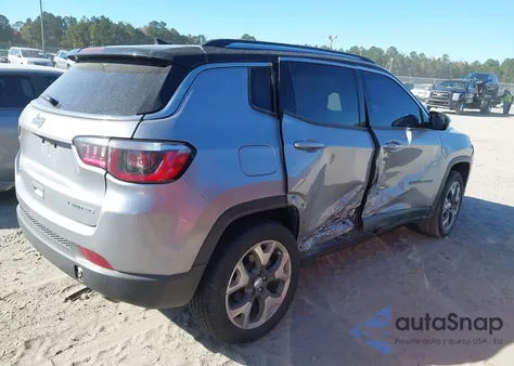 2019 Jeep Compass Limited 4X4 z USA, uszkodzony, nr VIN 3C4NJDCB6KT596244